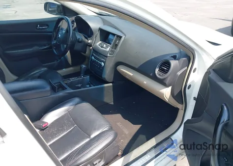 2013 Nissan Maxima 3.5 S z USA, uszkodzony, nr VIN 1N4AA5AP3DC822747